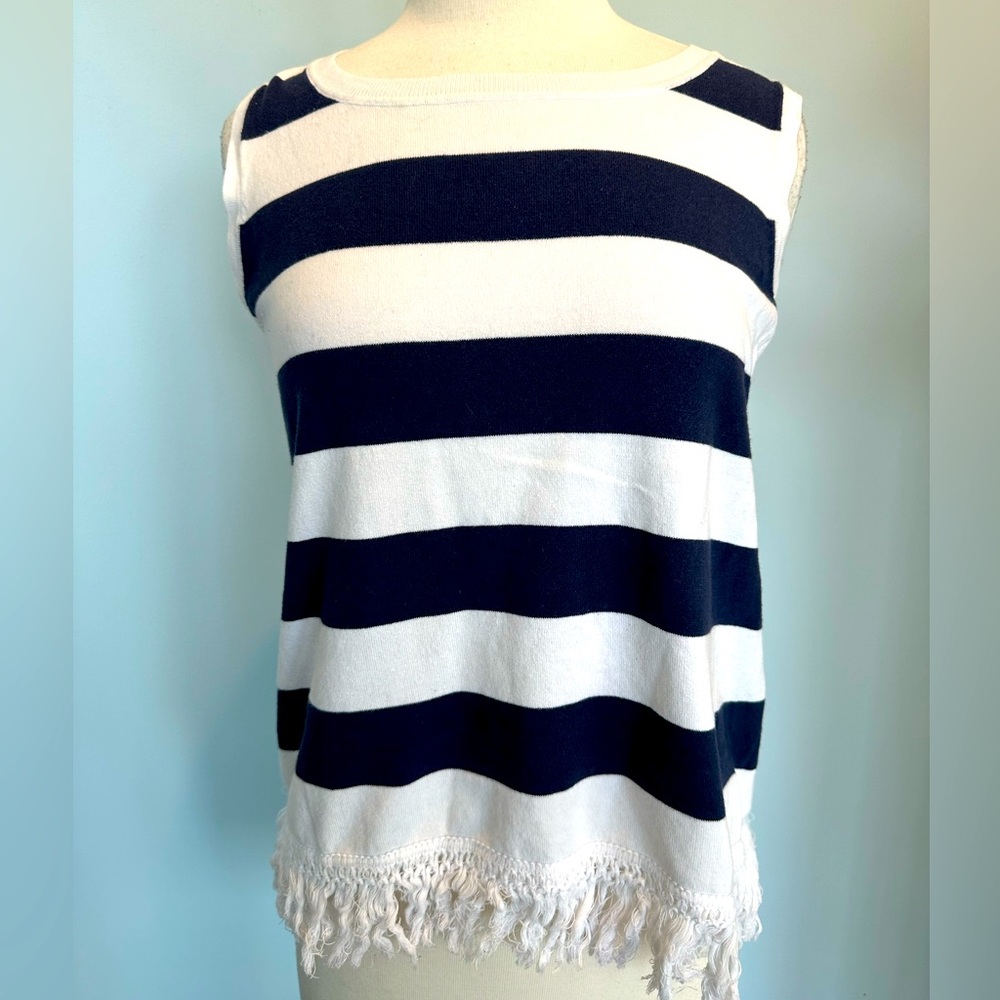 Sail to Sable Hydna Fringe Sweater Tank Top Sz Medium GUC Nautical Round Neck